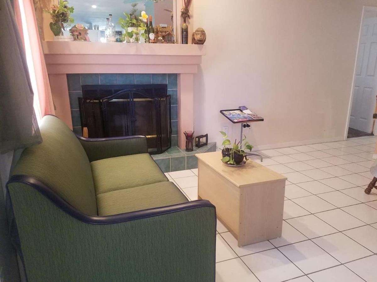 Cozy And Conveniently Located Pool Home With Free Wifi Tampa Exterior foto